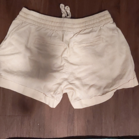 Linen Shorts - Picture 2 of 2